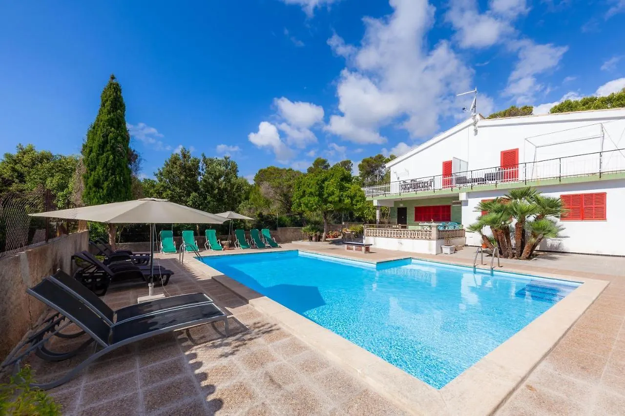 Guest house Es Pins Hotel Font de sa Cala