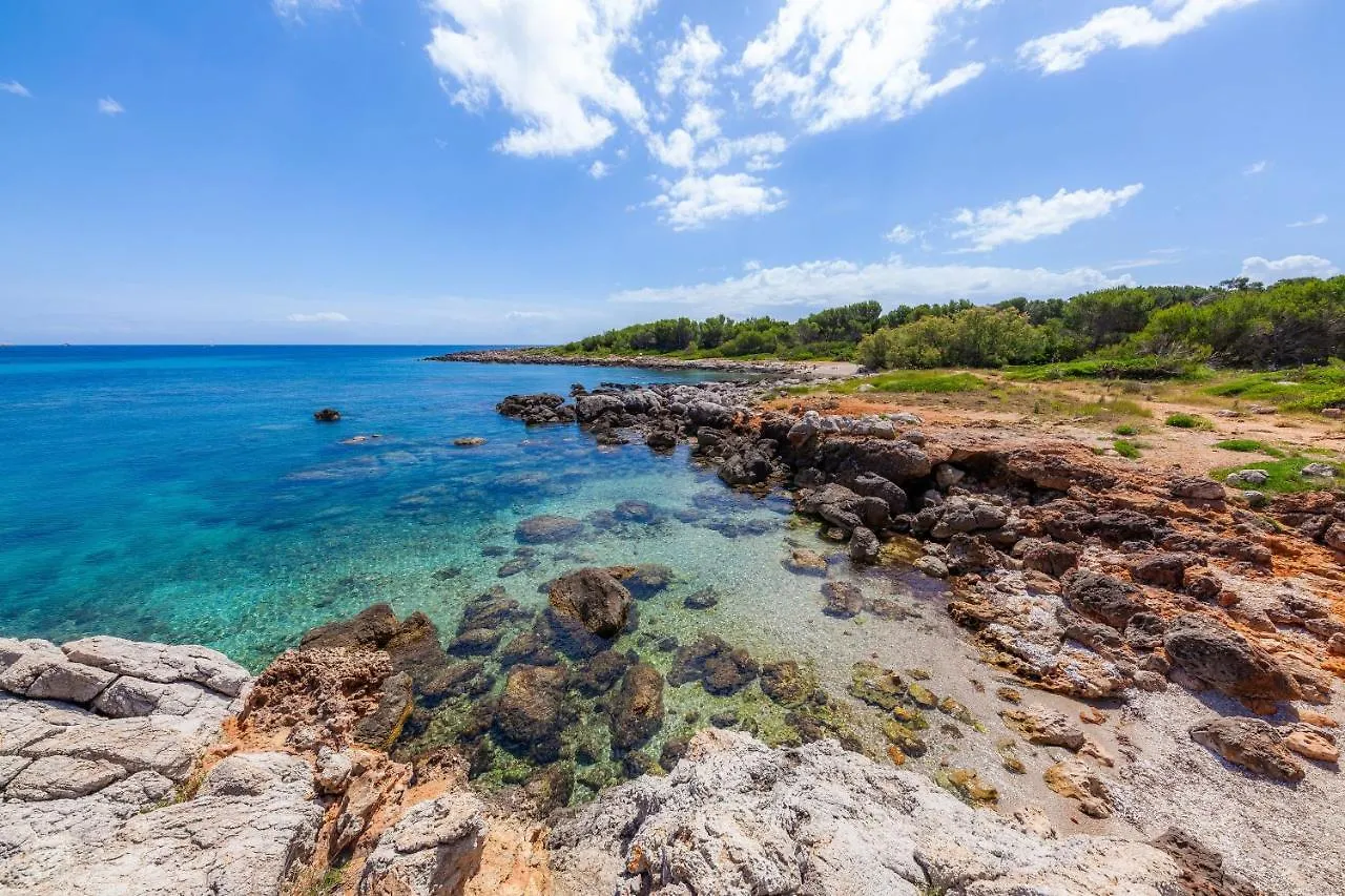 Guest house Es Pins Hotel Font de sa Cala