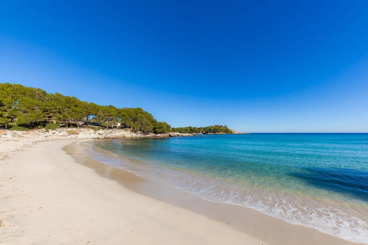 Guest house Es Pins Hotel Font de sa Cala Spain