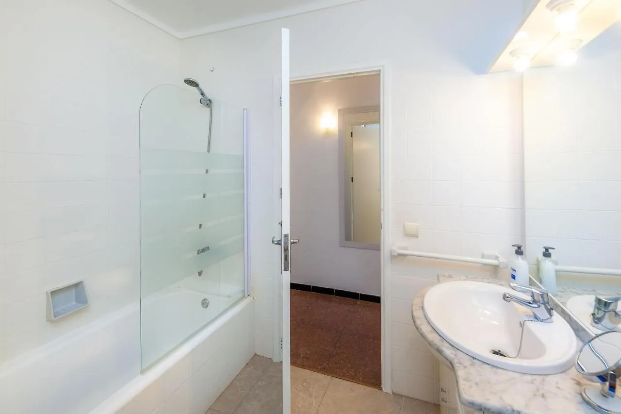 Es Pins Hotel Font de sa Cala Guest house